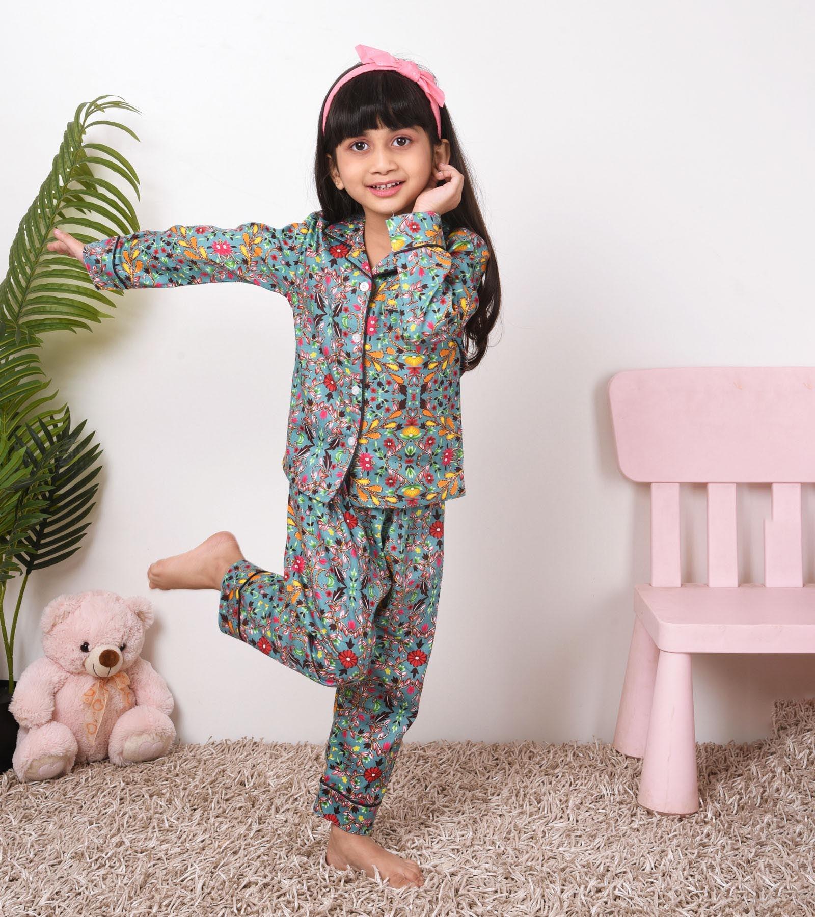 Indiana Motif Printed Girls Nightsuit Set - koochi Poochi